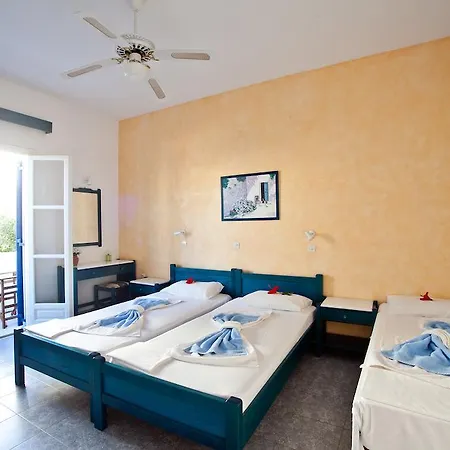 アパート Anna Maria Alikí